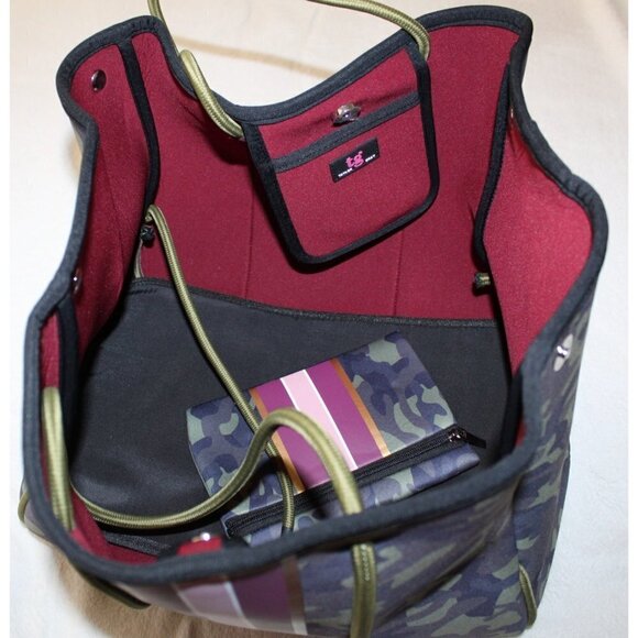 Taylor Gray Carell Large Neoprene Camo green & grey Tote Pink and purple stripes - Picture 5 of 12